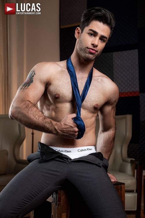 Lucas Leon - Gay Model - Lucas Raunch