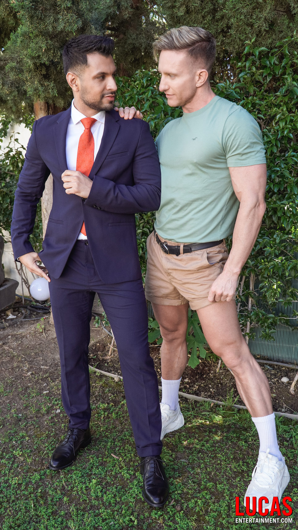 Gentlemen 35: Bedroom Bosses - Gay Movies - Lucas Raunch