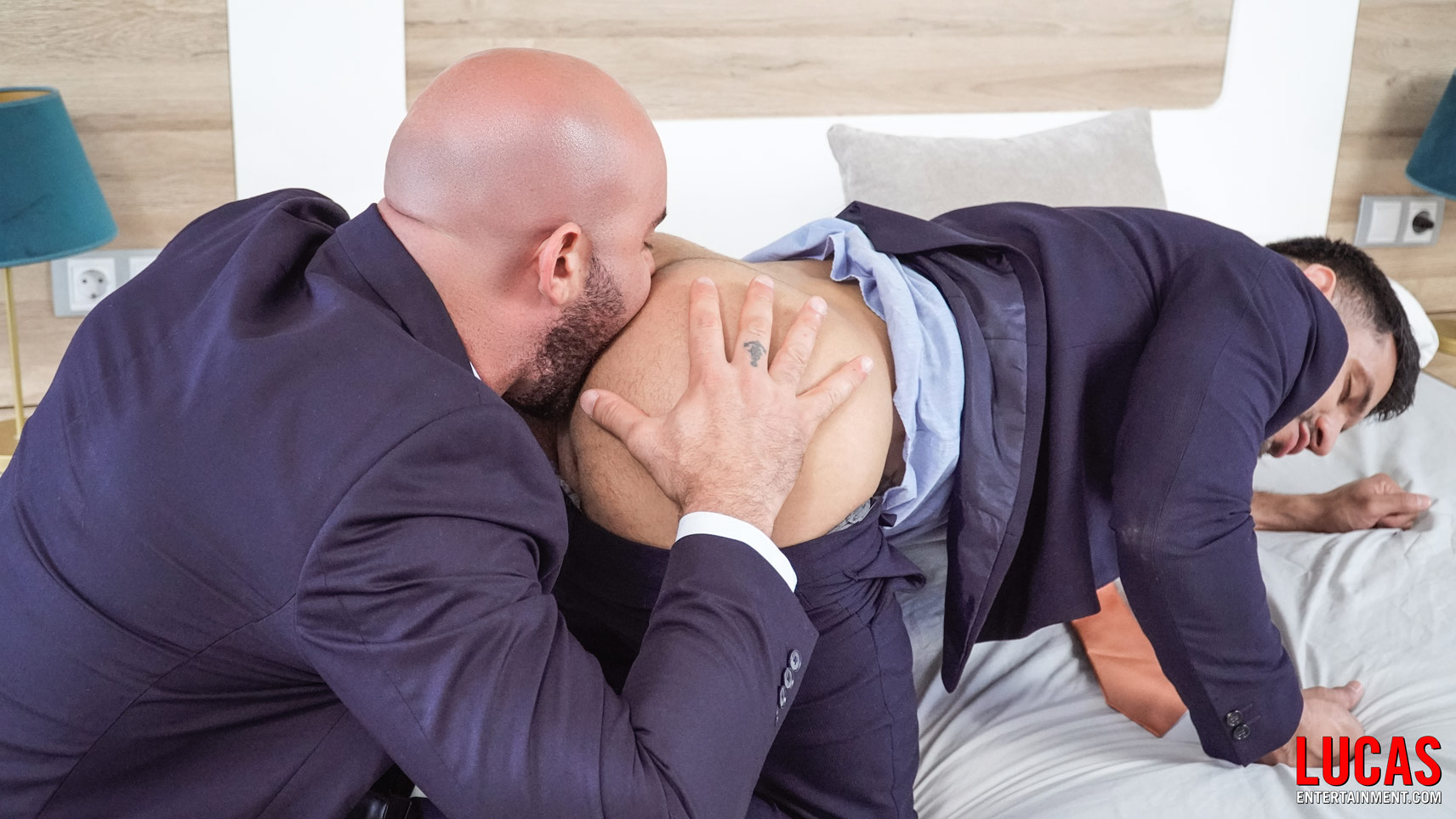 Gentlemen 36: Exchange Of Power - Gay Movies - Lucas Raunch